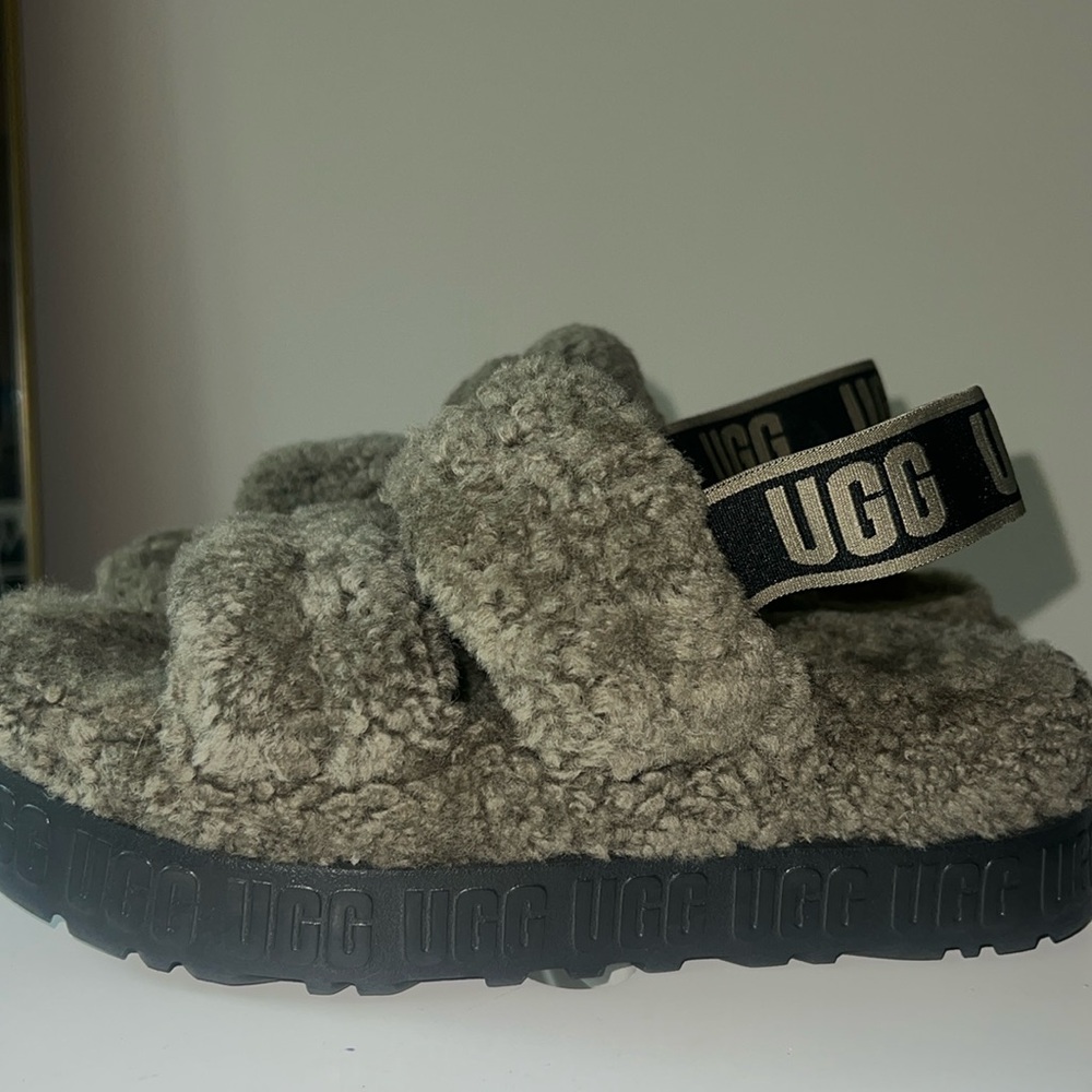 Green UGG slippers - Picture 5 of 6